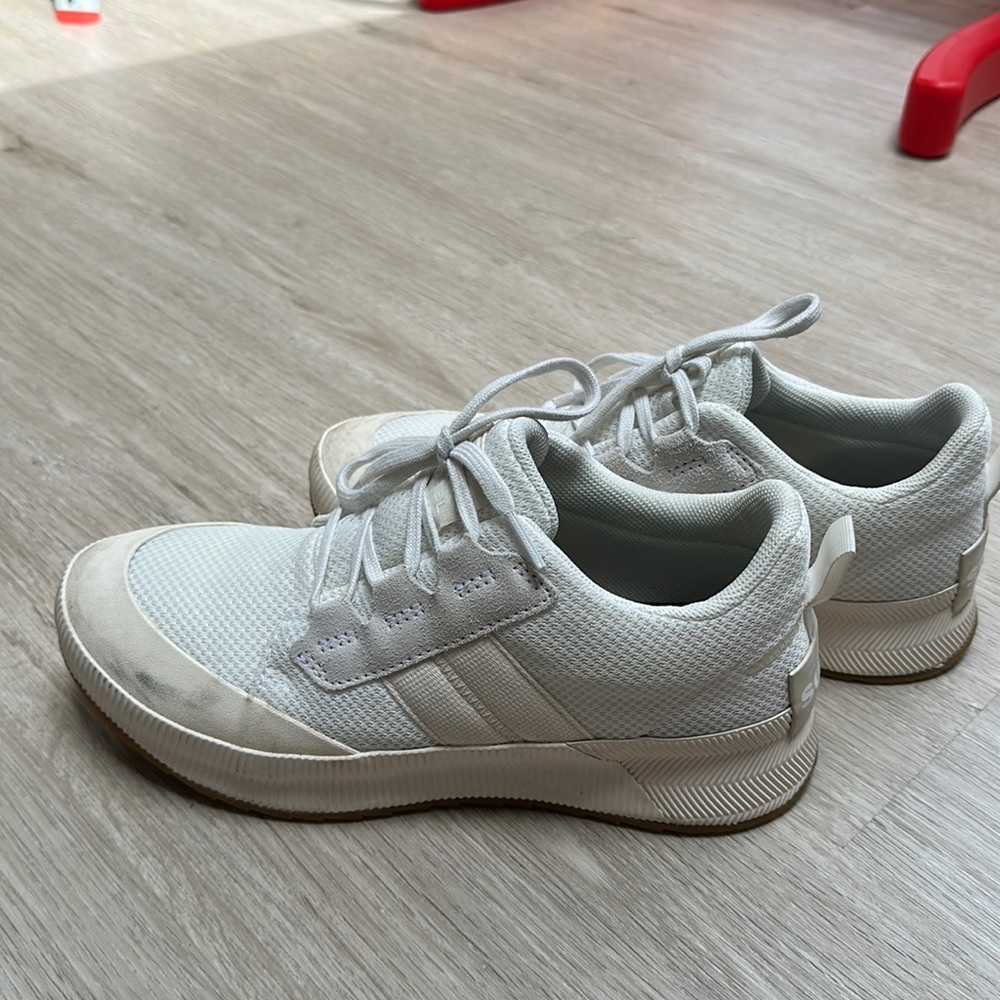 Sorel sneakers